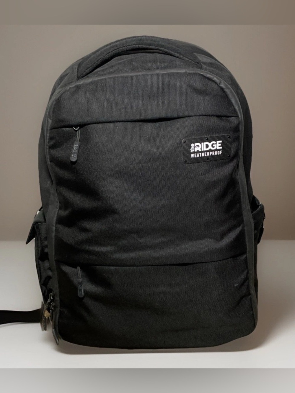 The Ridge Commuter Backpack Weatherproof RFID Laptop Sleeve Excellent Condition
